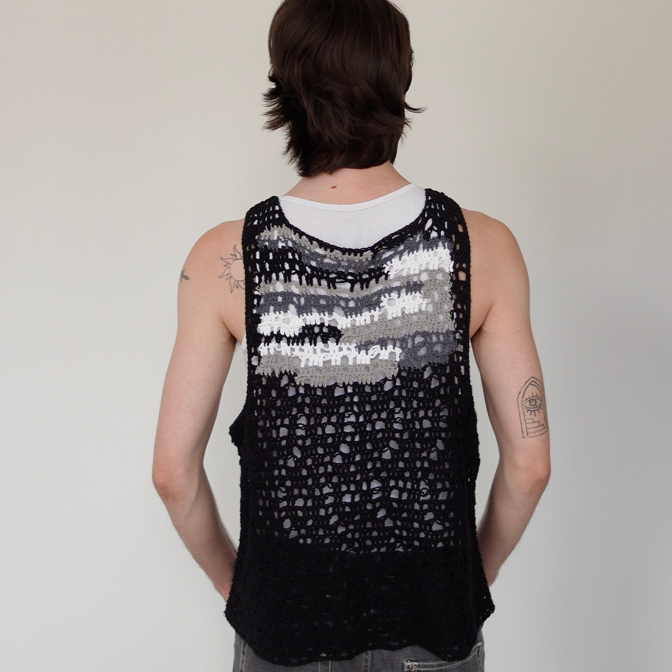 The Distressed Mesh Vest Pattern